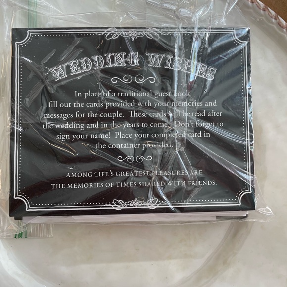 Black and white well wishes cards and box for wedding. Really cute and memorable - Picture 7 of 7